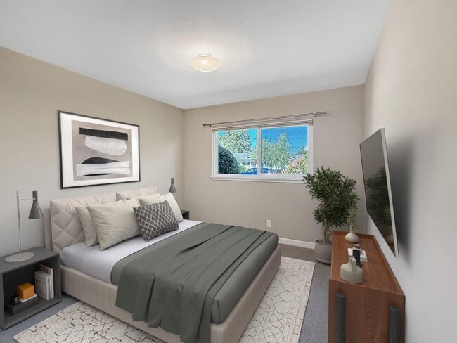 Building Photo - 1535 Lloyd Way Rental