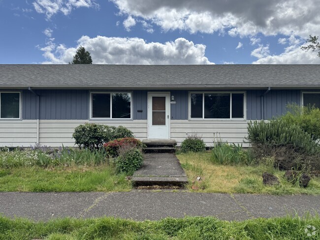 Building Photo - Harold Street Triplex Unit 5408 Rental