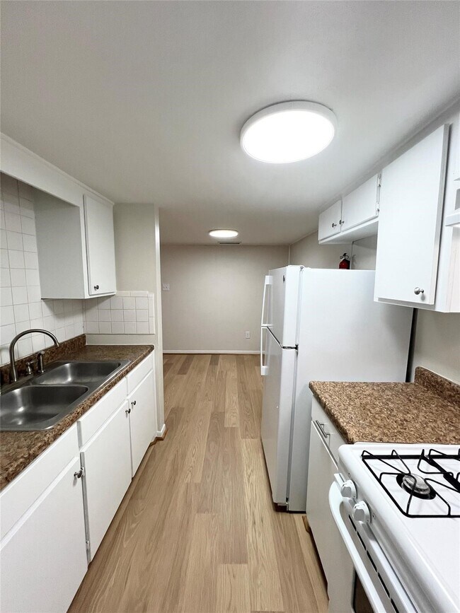 Photo - 2400 5th St Unit 25