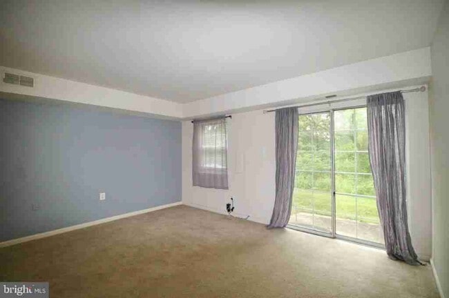 38 Barclay Ct