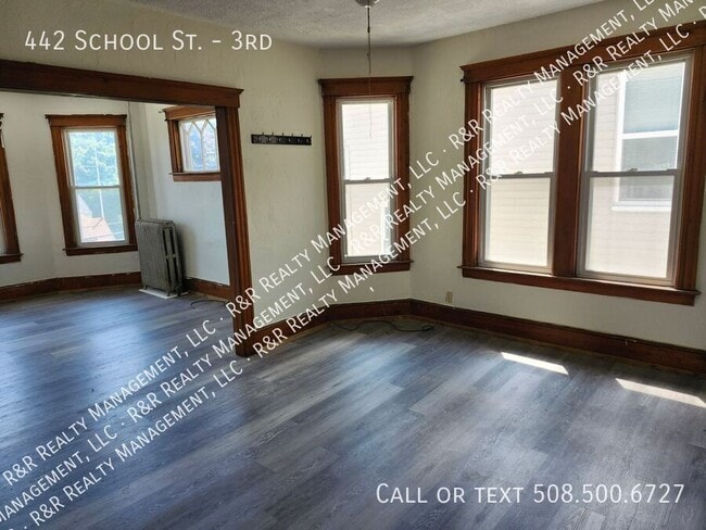 Photo - 442 School St Unit 3rd