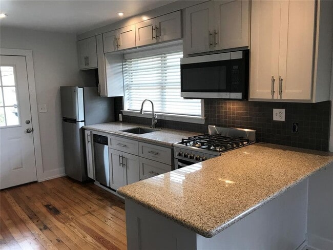 Photo - Madison Triplex Unit A (1 bedroom)