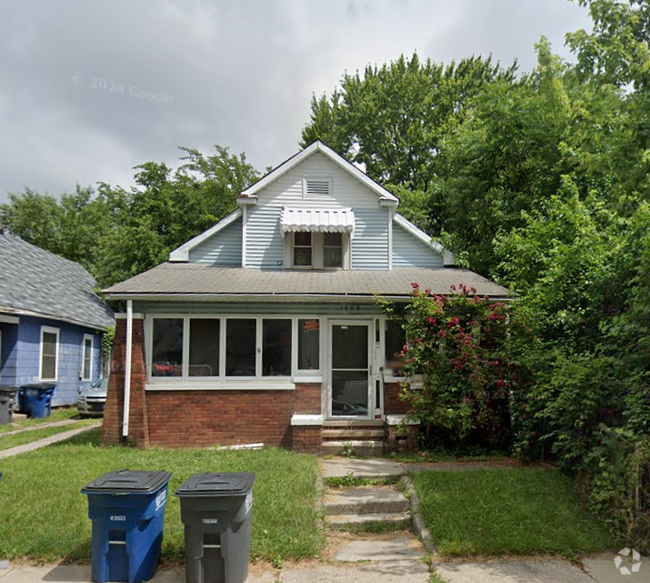 Building Photo - 1408 Walbridge Ave Rental