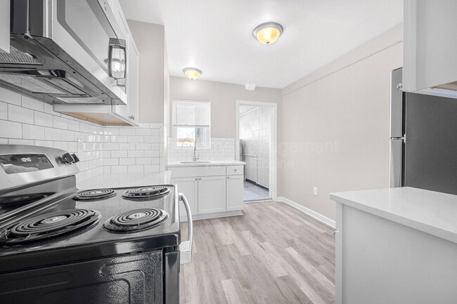 Photo - 6803 Ford Ave