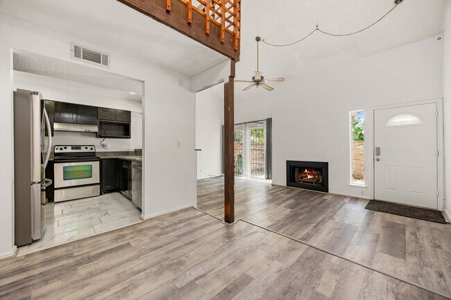 Photo - 7092 Greenway Chase St