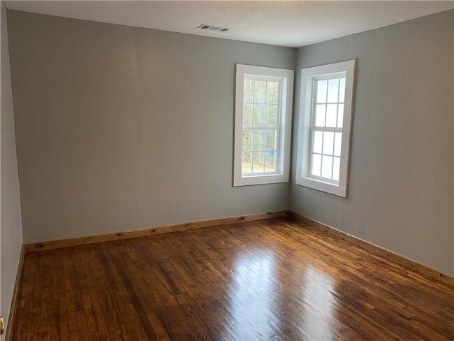 Photo - 2629 Carl Dr