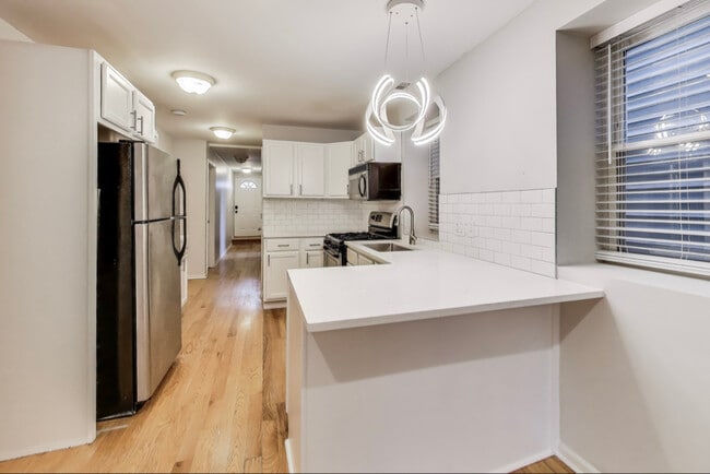 Photo - 2621 N Drake Ave Apartment Unit 1