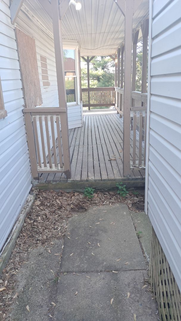 225 Lynn Ave