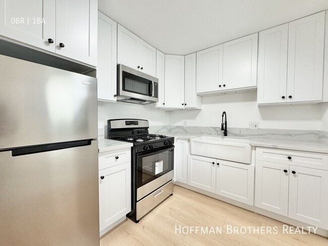 Photo - 5723 Willowcrest Ave Unidad 4