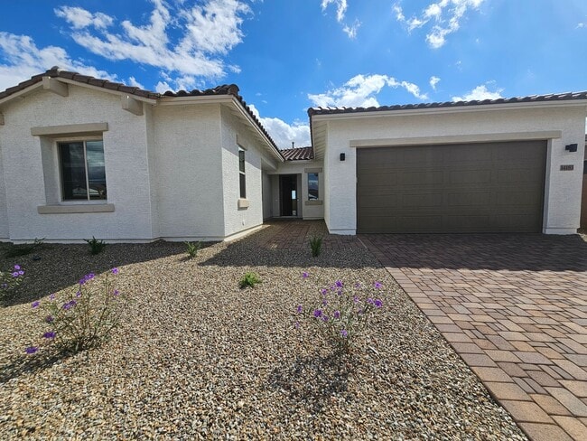 Photo - BEAUTIFUL NEW HOME 5 BEDROOMS 3 BATHS!