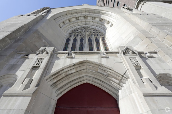 Photo - Lake Vista Apartments