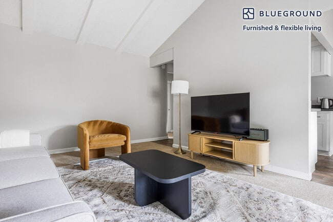 Photo - 202 Calvert Dr Unidad FL2-ID2050