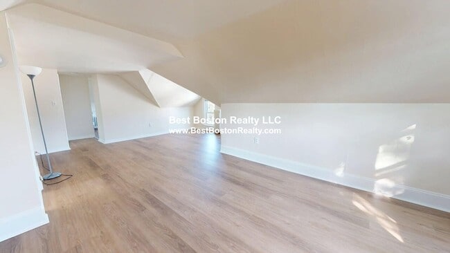 Photo - 107 Warren St Unidad 2