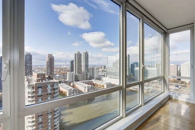 Photo - 2 2nd St Unit 2908