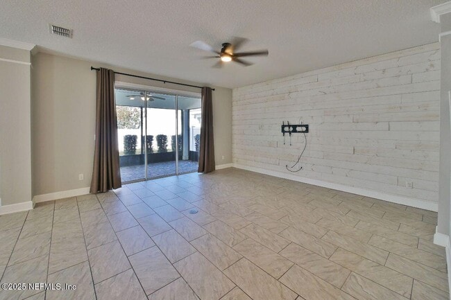 Photo - 135 Park Lake Dr