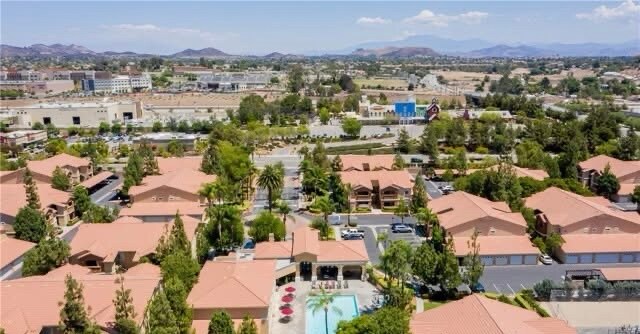 Photo - 24909 Madison Ave Unidad 1212