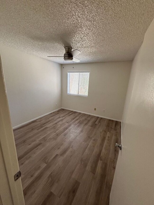 Photo - 1201 S McClintock Dr