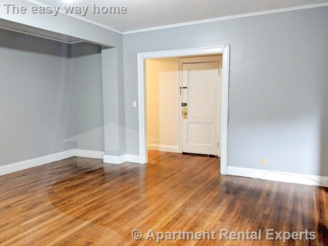 Photo - 7 Craigie Cir Unit #2