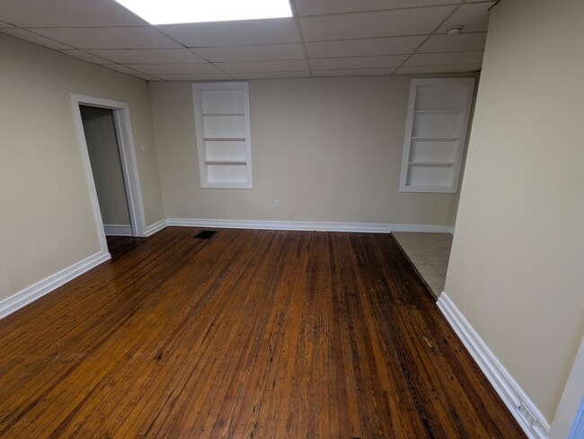 Photo - 2679 Riverside Dr Unit 2679 Riverside Dr