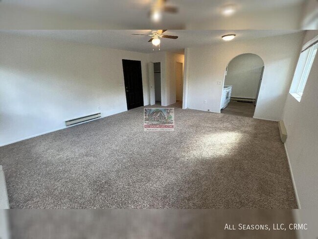 Photo - 1408 Race St