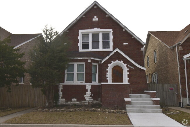 Building Photo - 6932 S Fairfield Ave Rental