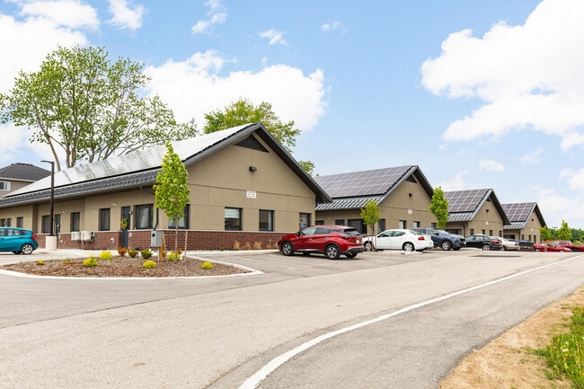 Building Photo - 786 Southwood Way