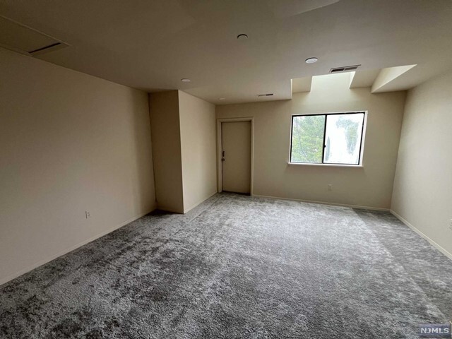 Photo - 5 Millay Ct Townhome