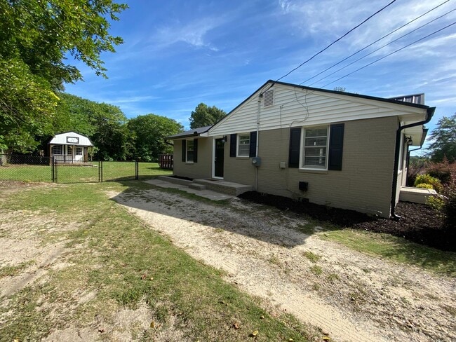 Photo - Adorable and Updated 3BR, 2BA Brick Ranch in the heart of Martinez!
