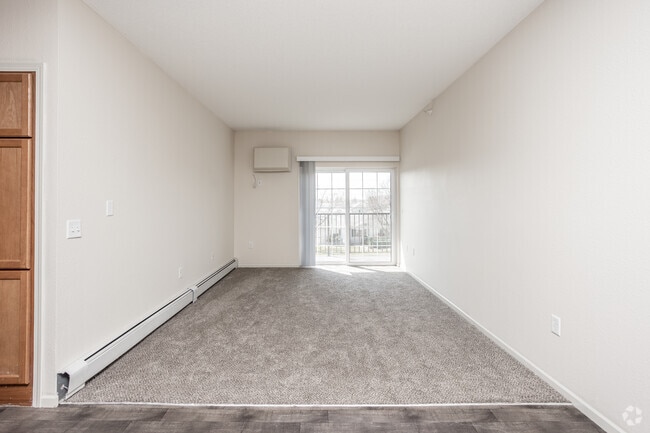 3BR, 2BA - 1,201 SF - Laverne Apartments