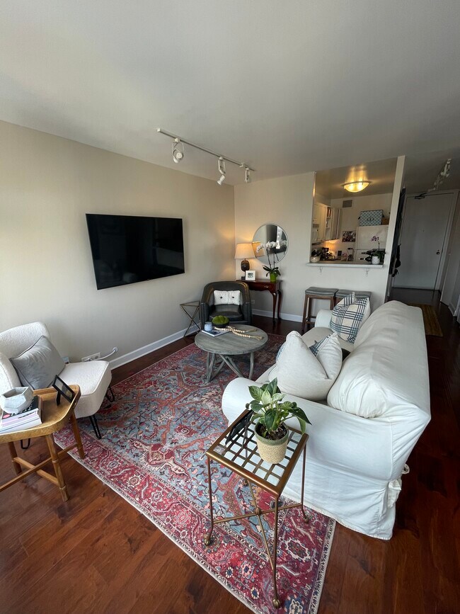 Photo - 444 W Fullerton Pky Unit 1905