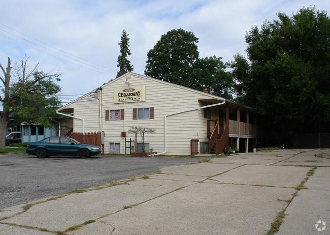 Building Photo - Jolly Flatz Rental