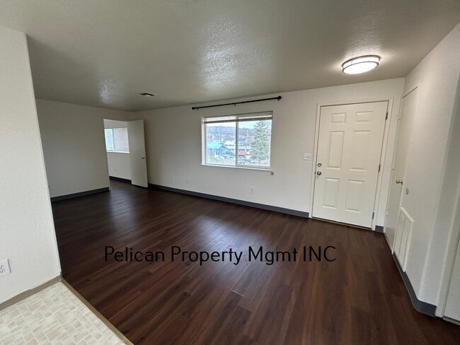 2124 Modoc St Unit 2