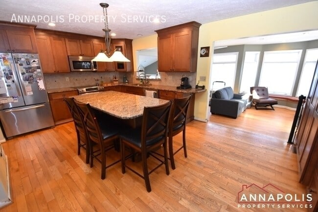 Photo - 403 Edgemere Dr