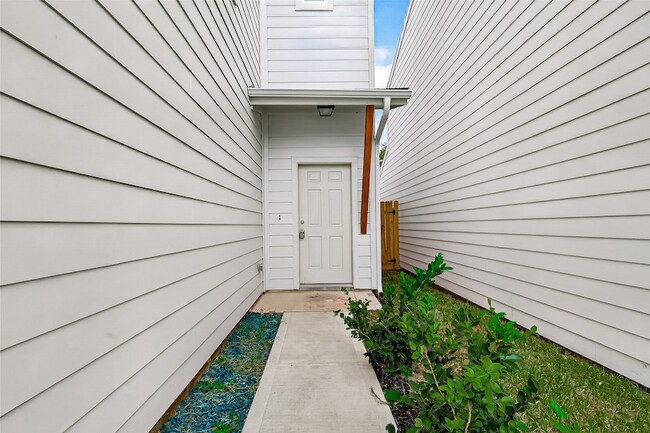 2714 Discovery Trails Ct
