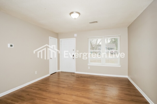 Photo - 3316 Sweet Springs Dr