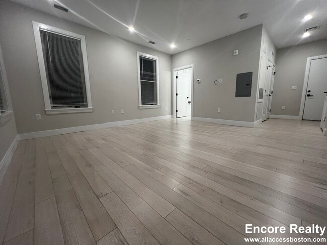 Photo - 197 Green St Unit 401
