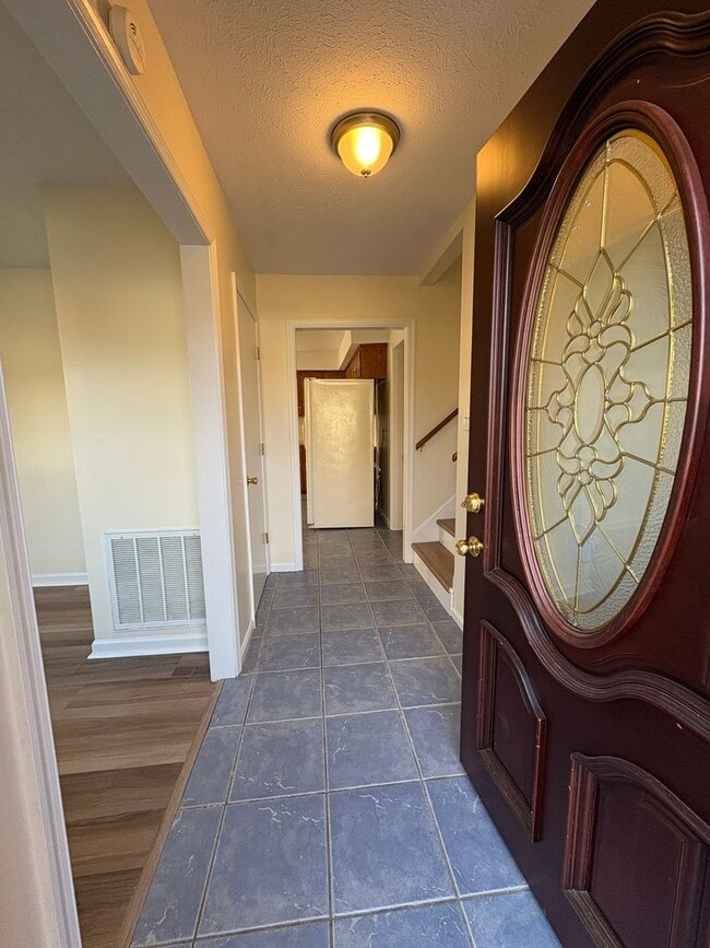 Photo - Spacious split level in Campell County near Waterlick/Leesville Rd