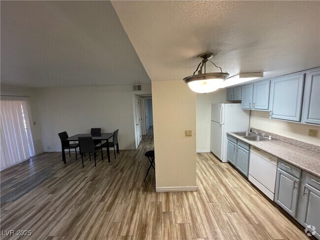 Building Photo - 5207 Indian River Dr Unit 245 Rental