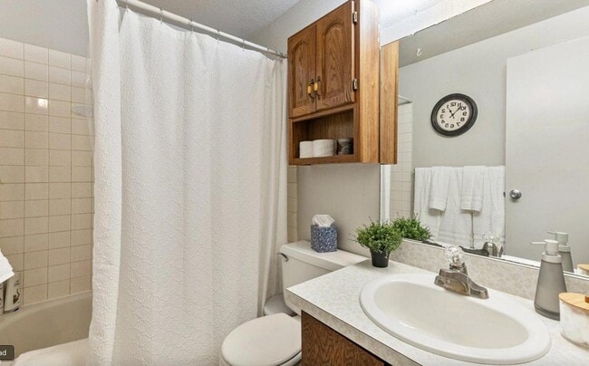 Building Photo - 35 S 100 W