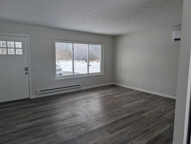Photo - 2895 Spring Hill Dr Unit 2897 Spring Hill Road