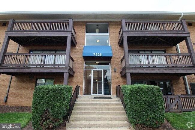 Building Photo - 7528 Savannah St Unit 28/101 Rental
