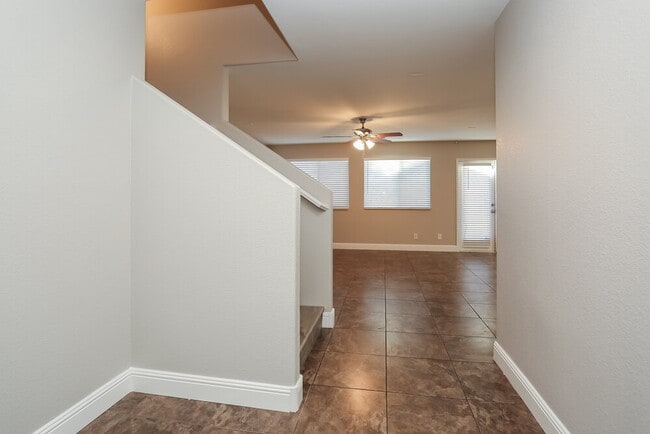 Photo - 10811 Cather Ave