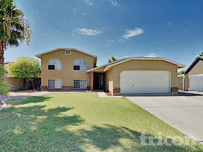 Photo - 601 E Palomino Dr
