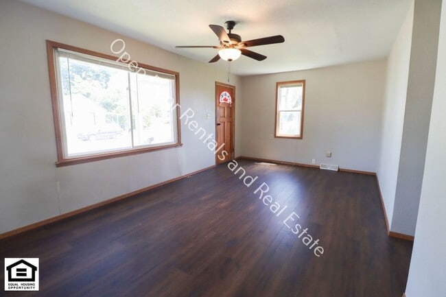 Photo - 414 N Cowen St