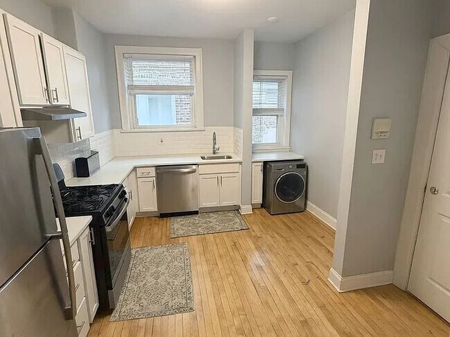 Photo - 805 Judson Ave
