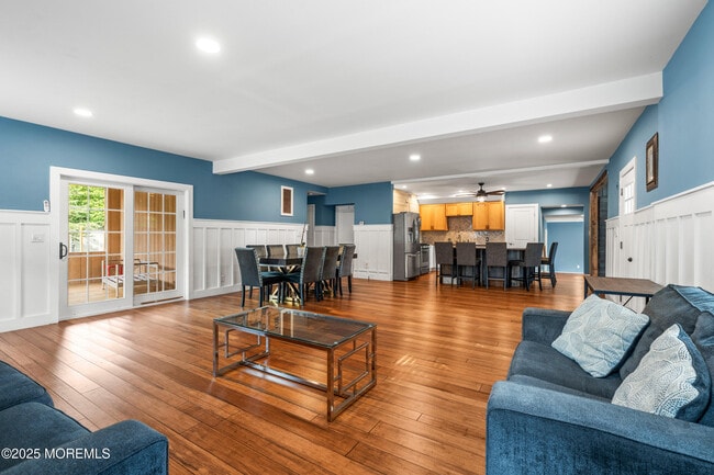 Photo - 27 Brookwillow Ave