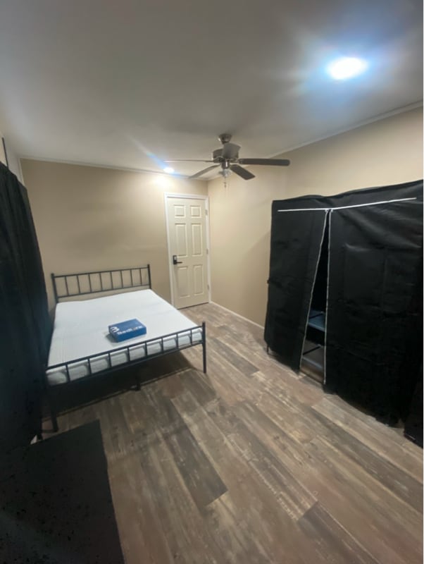 Photo - 325 Robin Ln