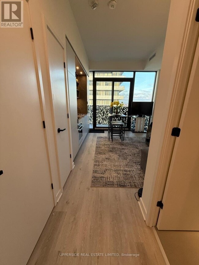 Photo - 55 Charles St E Unit 4810