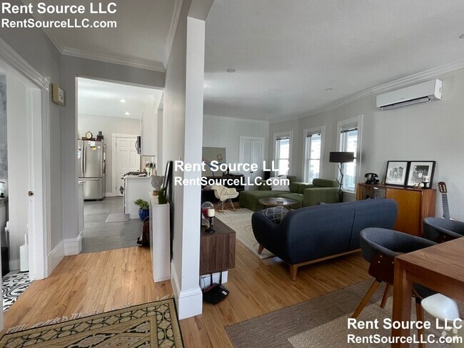 Building Photo - 12 Seven Pines Ave Unit 2 Rental