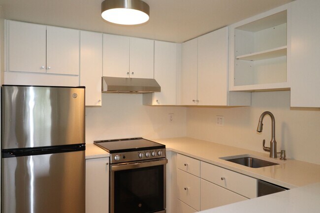 Photo - 618 Orange Dr Unit #207